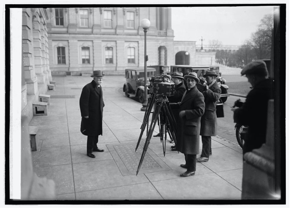 Figure 1: Oliver Wendell Holmes Sr. photographed by reporters on his 85th birthday, March 8, 1926. https://www.loc.gov/pictures/item/2016850865/